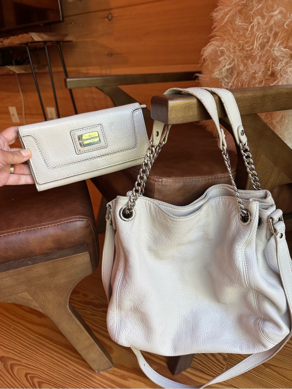 Leather Chain-Handle Tote and Wallet Set in Light Gray